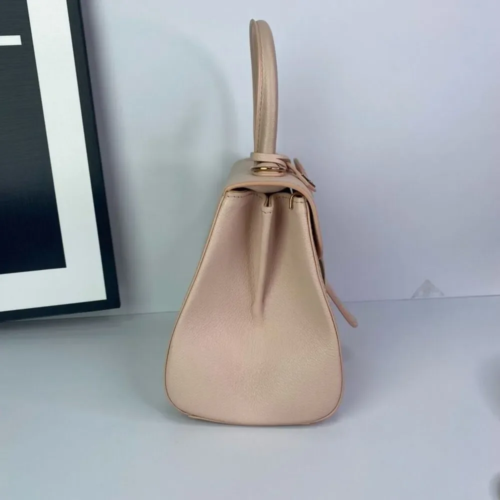 Louis Vuitton Women Pre-Loved Bag Very Good Condition